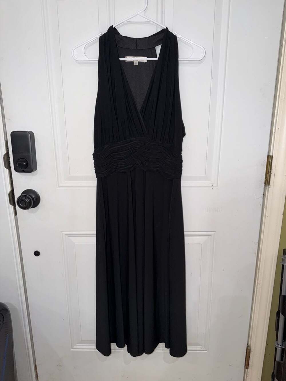 Evan Picone Black Sleeveless V-Neck Midi Dress Size 12